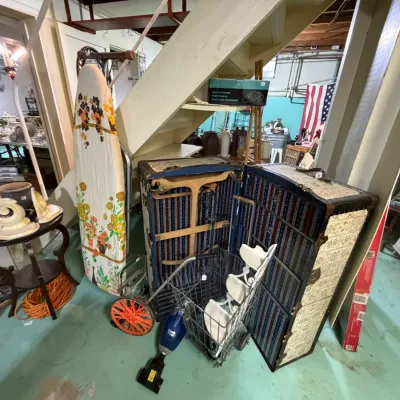 Estate sale photo