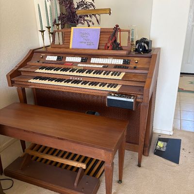 Sale Photo Thumbnail #74: Baldwin Organ