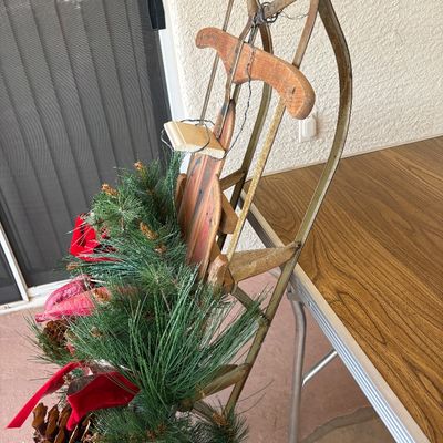 Sale Photo Thumbnail #30: Vintage Sleigh