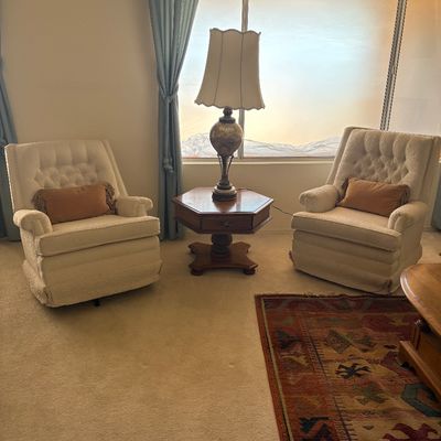 Sale Photo Thumbnail #55: Hollywood Regency lamps