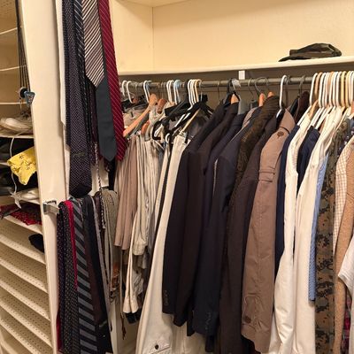 Sale Photo Thumbnail #49: Large mens clothing