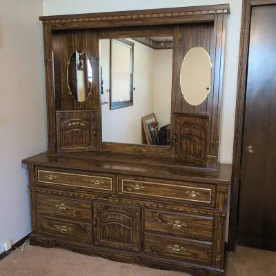 Dresser and Mirrored Hutch
