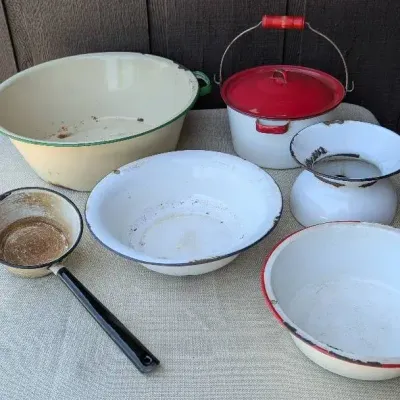 Farmhouse Enamelware 