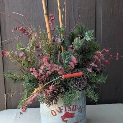 Seasonal Minnow Bucket 