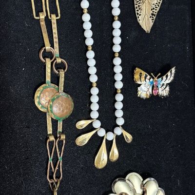 Sale Photo Thumbnail #215