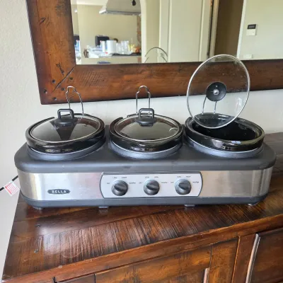 Sale Photo Thumbnail #75: Bella Triple Slow Cooker Buffet Server with 3 Removable Crocks