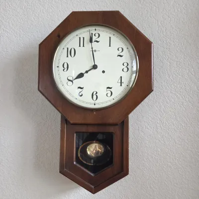 Sale Photo Thumbnail #37: Vintage Howard Miller Model 4997 Key-Wind Pendulum Wall Clock with Gong