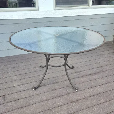 Sale Photo Thumbnail #67: 49.5" Round Glass-Top Patio Dining Table