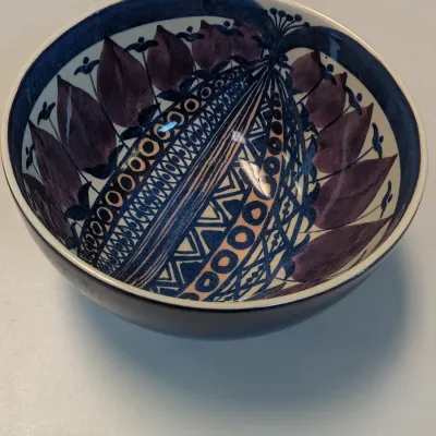 China & Pottery Bowls & Vases