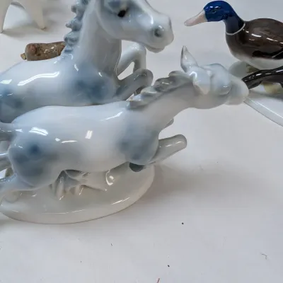 Glass & Porcelain Items (All The Pieces Have A Chip Or Crack)