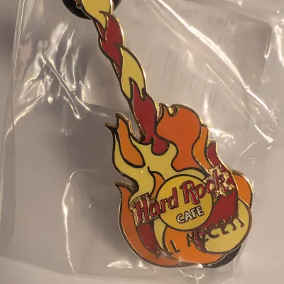 Hard Rock Cafe Pins Guitar #1
