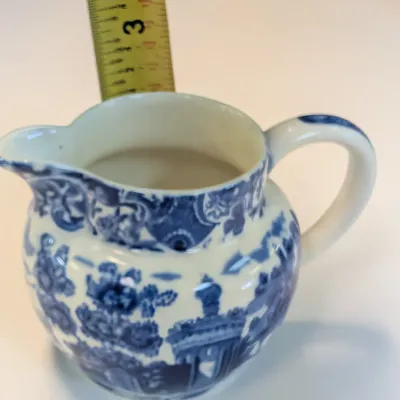 China & Pottery Bowls & Vases