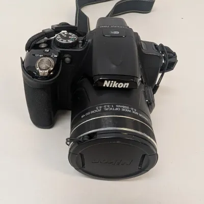 Nikon Coolpix P600 Camera w/Case Untested