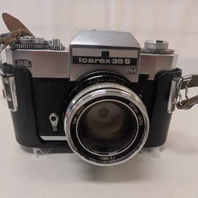 Lcarex 35S BM 35mm Camera w/ Case Untested