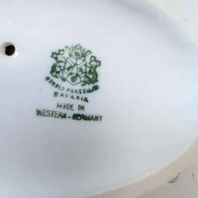 Glass & Porcelain Items (All The Pieces Have A Chip Or Crack)