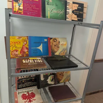 Vintage Records Various Artist - Broadway Hollywood, Frankie Carle, Glenn Miller & Jackie Gleason's