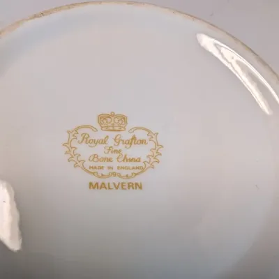 Royal Grafton Fine Bone China Made In England Malvern Pattern Dishes
