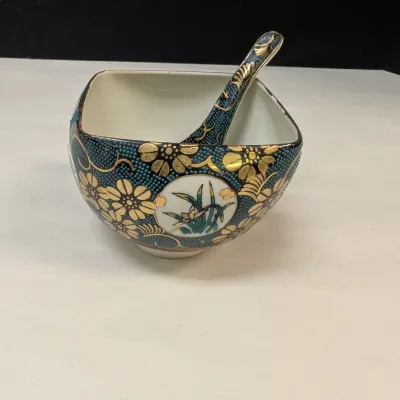 Vintage Kutani Ware Style Porcelain Bowl