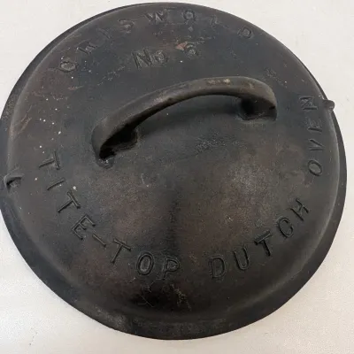 No. 6 Griswold Tite Top Dutch Oven
