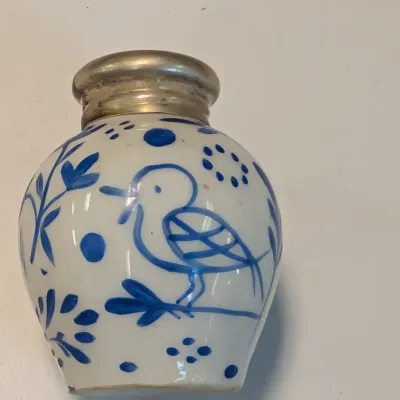Set Of Kristallglas Handgeschliffen Cut Glass Shakers & Hand Painted Meissen Porcelain Blue Shakers