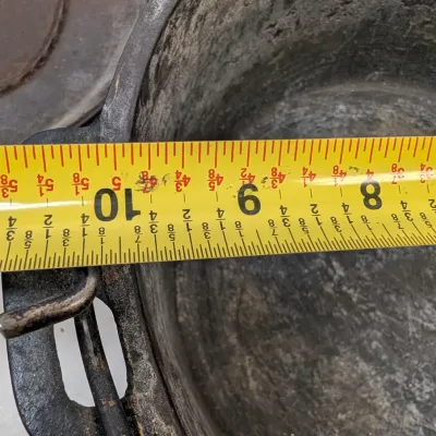 No. 6 Griswold Tite Top Dutch Oven