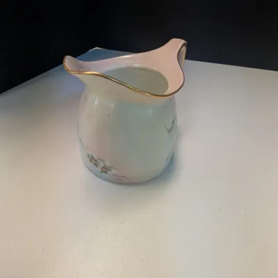 China & Pottery Bowls & Vases