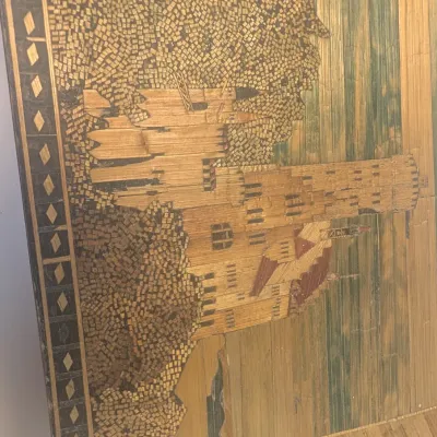 Colored Straw Lined Box w/ Castle Design