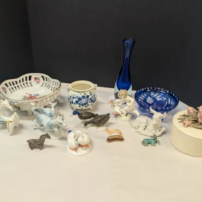 Glass & Porcelain Items (All The Pieces Have A Chip Or Crack)
