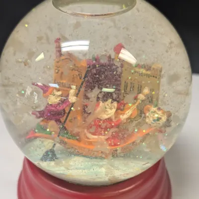 Dept 56 Snow Globe Music Works