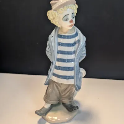 LLadro Ceramic Clown Sculpture Figurine Little Traveler Vintage Blue & White w/ Box