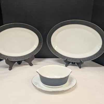 Noritake Mirano Fine China Platters and Gravy Boat Set