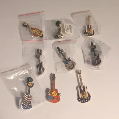 Hard Rock Cafe Pins Guitar #1