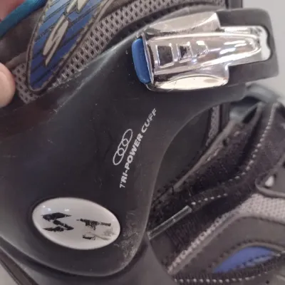 St Aerial In-Line Skates with Carry Bag- Size 9