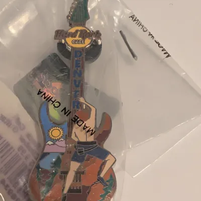Hard Rock Cafe Pins Guitar #1