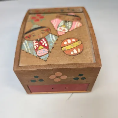 Vintage Hand Painted Made In Japan Roll Top Wooden Trinket Box With Drawer, Wood Burned Pencil Box & A Pair Of Napkin Rings