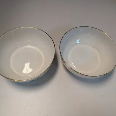 Royal Grafton Fine Bone China Made In England Malvern Pattern Dishes
