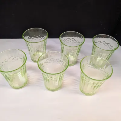 Set Criss-Cross Geometric Uranium Glass