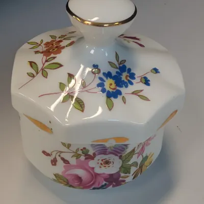 A beautiful 4-piece collection of Hammersley & Co. fine bone china, made in England.