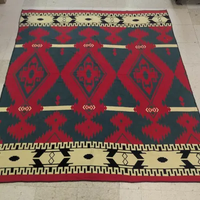 4 Colorful Throw Blankets