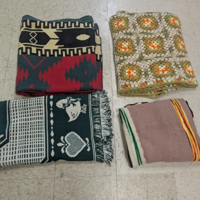 4 Colorful Throw Blankets