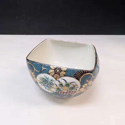 Vintage Kutani Ware Style Porcelain Bowl