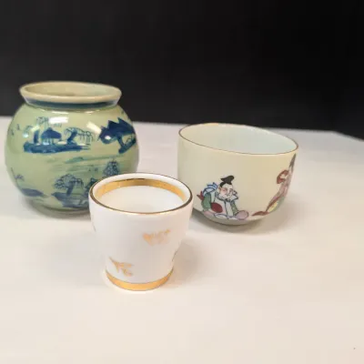 Chinese Scenic Pottery Vase & Porcelain Tea Cups