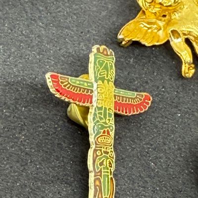 LOT 327: Gold Tone Pin Collection