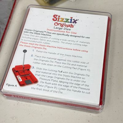 LOT 257B: Sizzix Die Cutter w/ Letter & Film Strip Templates