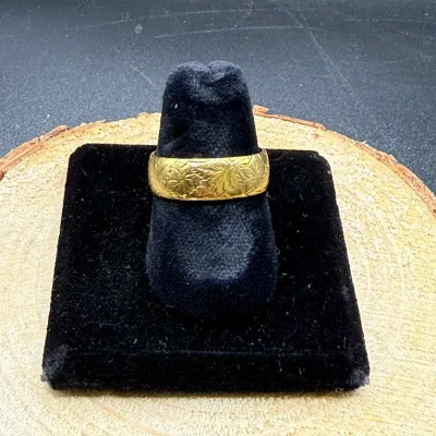 Spectacular Antique 22K Yellow Gold Floral Pattern Wide Band Ring, Size 7.75, 3.29 Grams