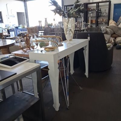 Modern White Lacquer Console Table with Metal Legs