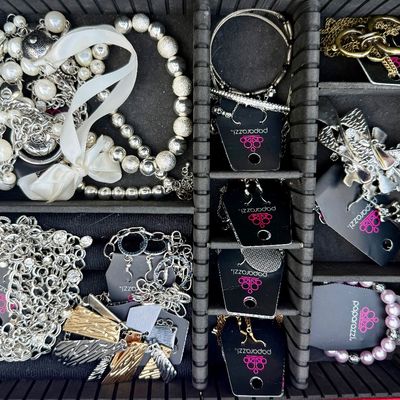 Sale Photo Thumbnail #205