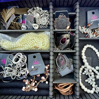 Sale Photo Thumbnail #204