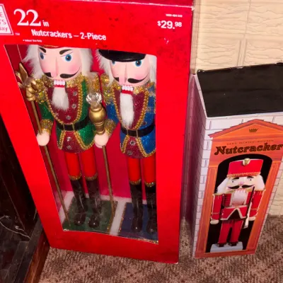 Sale Photo Thumbnail #366