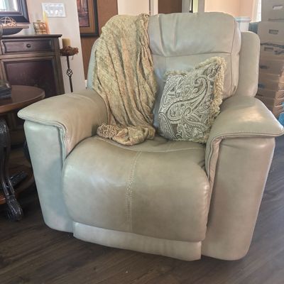 Sale Photo Thumbnail #185